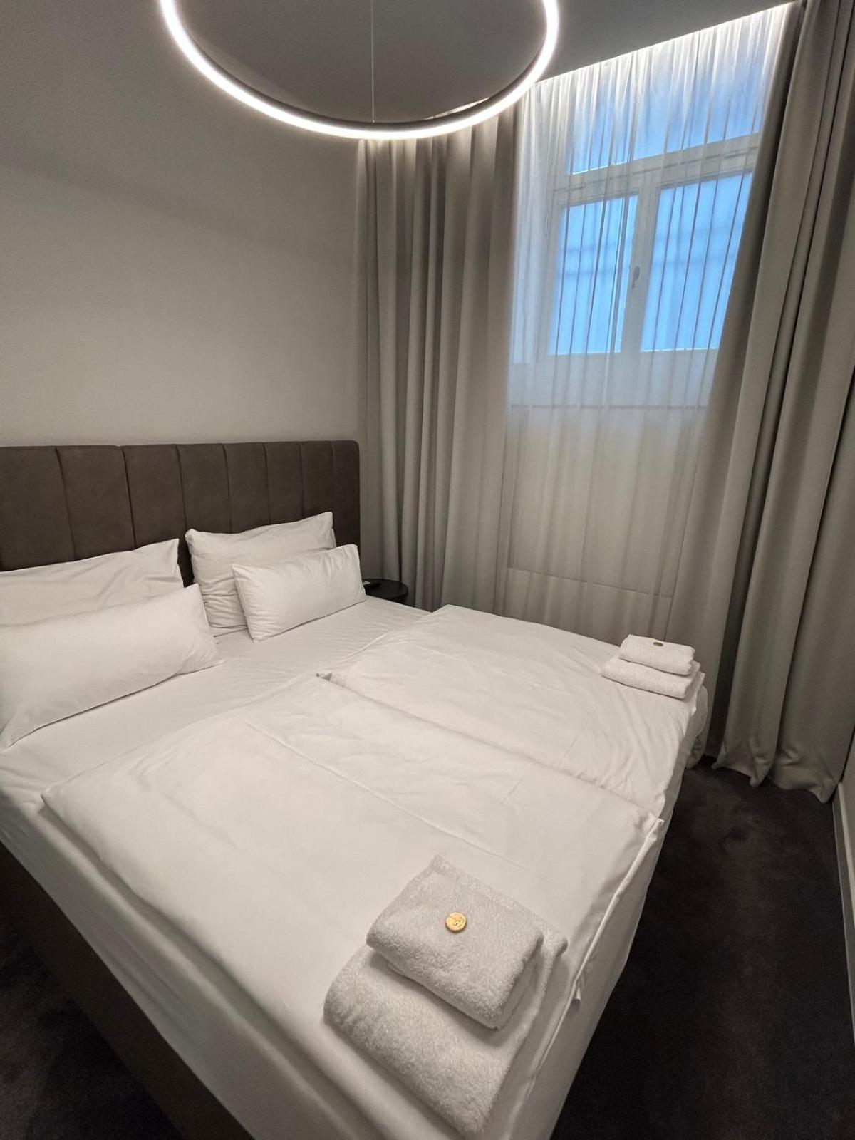 Hotel The Gold Bank Praga Exterior foto